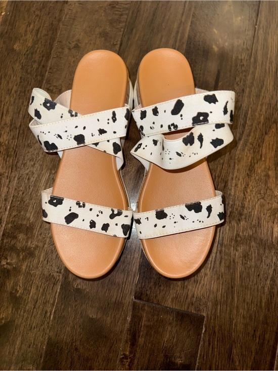 Shoes - Moana Cow Print Platform Sandals Women’s Size 9M
Cork Slide Sandals